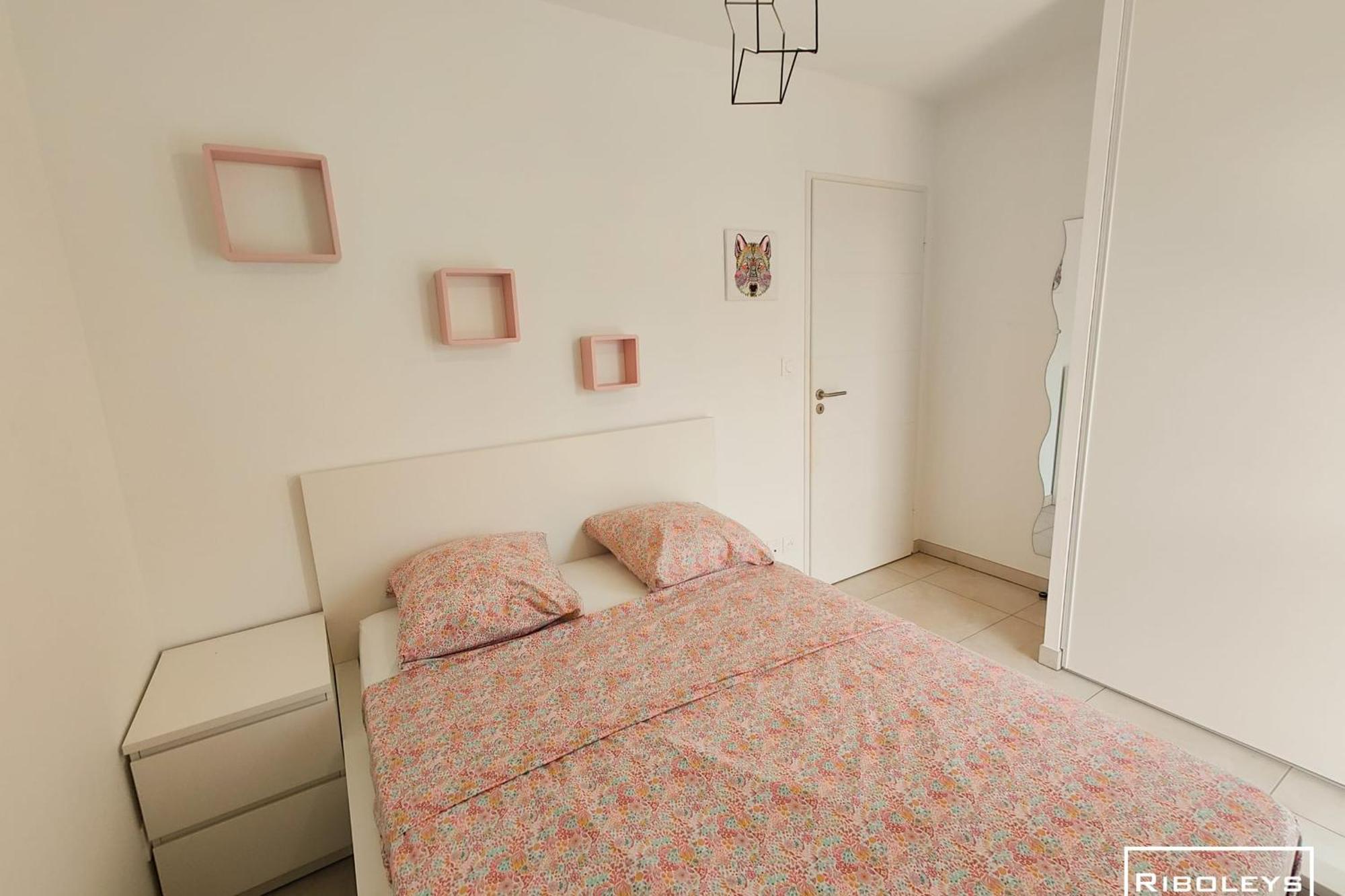 Villa T3 Climatisee En Residence Avec Piscine Vias Ngoại thất bức ảnh